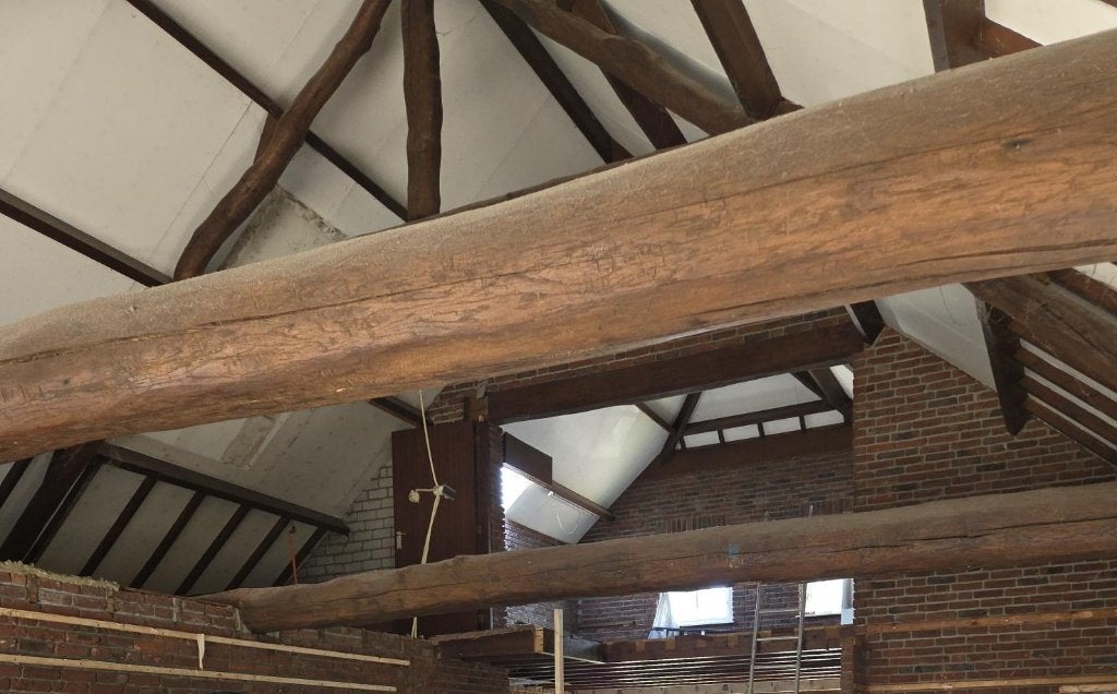 div oude eiken gebinten balken 630cm antiek, Ophalen, Gebruikt, Eiken, Balk