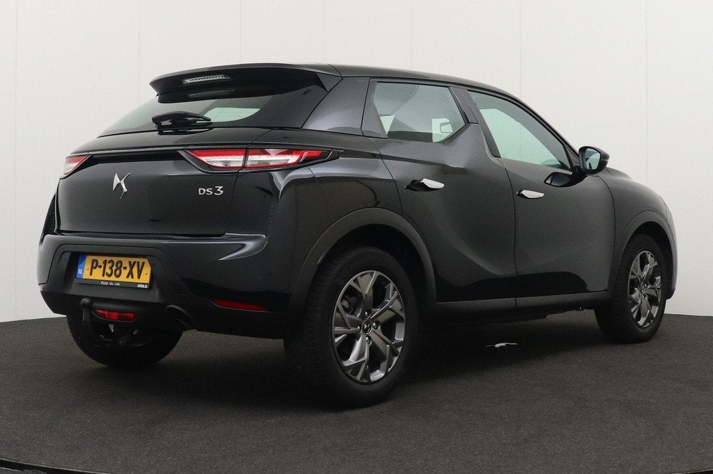 DS DS 3 Crossback 1.2T 101 PK Montmartre Trekhaak Carplay Cl, Auto's, DS, Voorwielaandrijving, 101 pk, 1199 cc, Origineel Nederlands