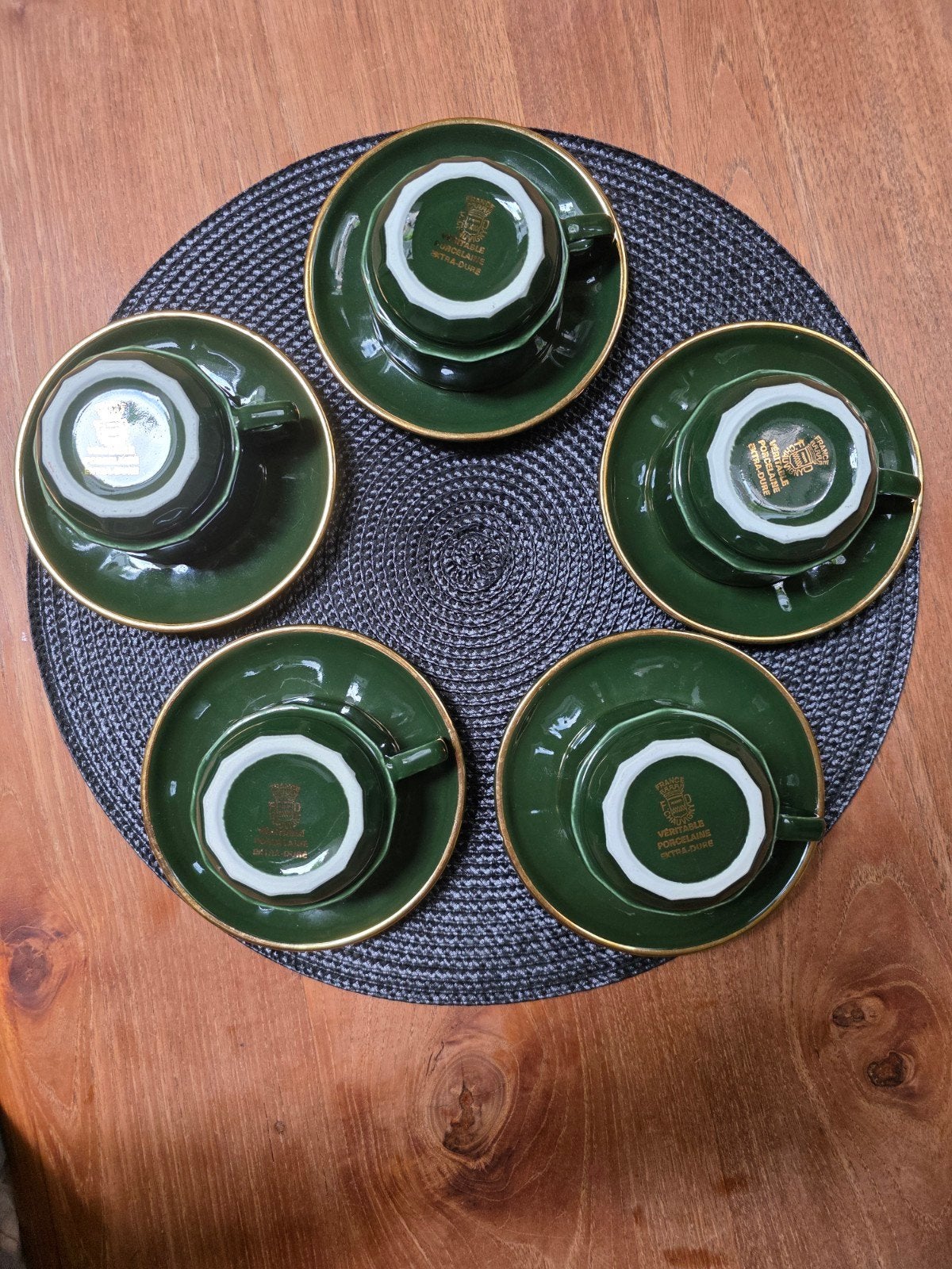 Set van 5 Vintage Apilco Groene koffiekopjes met Schotels, Ophalen of Verzenden