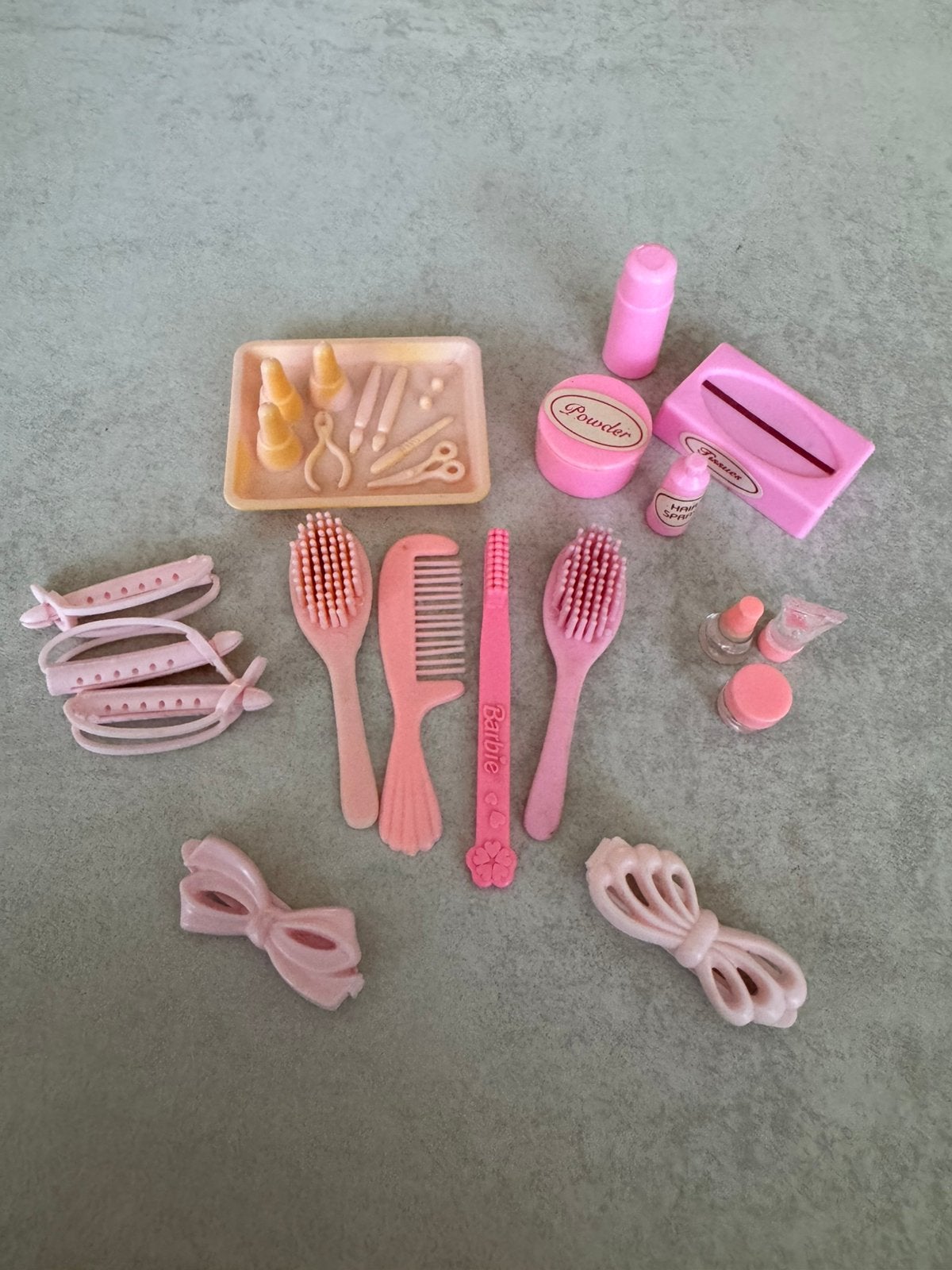 Barbie roze badkamer accessoires, Verzamelen, Poppen, Ophalen of Verzenden, Gebruikt, Accessoires