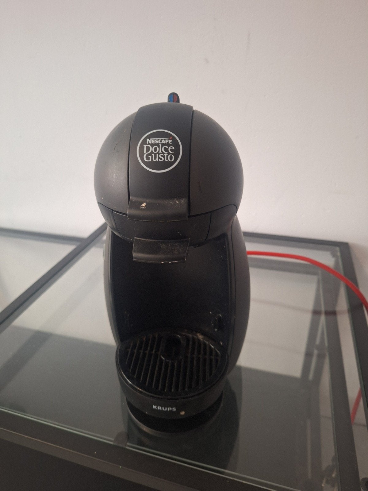 Nescafé Dolce Gusto Krups koffiezetapparaat, Witgoed en Apparatuur, Koffiezetapparaten, Ophalen, Koffiepads en cups, Gebruikt