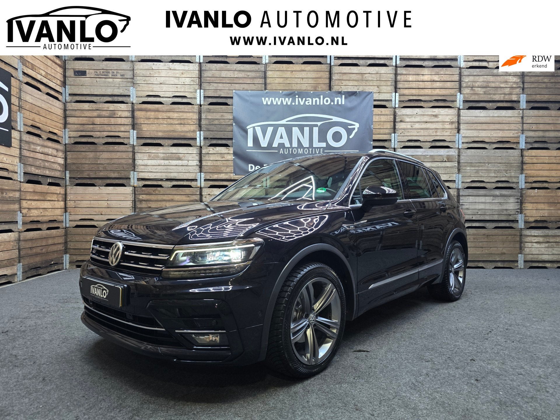 Volkswagen Tiguan 1.4 TSI 4Motion Highline Business R Pano C, Auto's, Automaat, Stof, Gebruikt, 4 cilinders