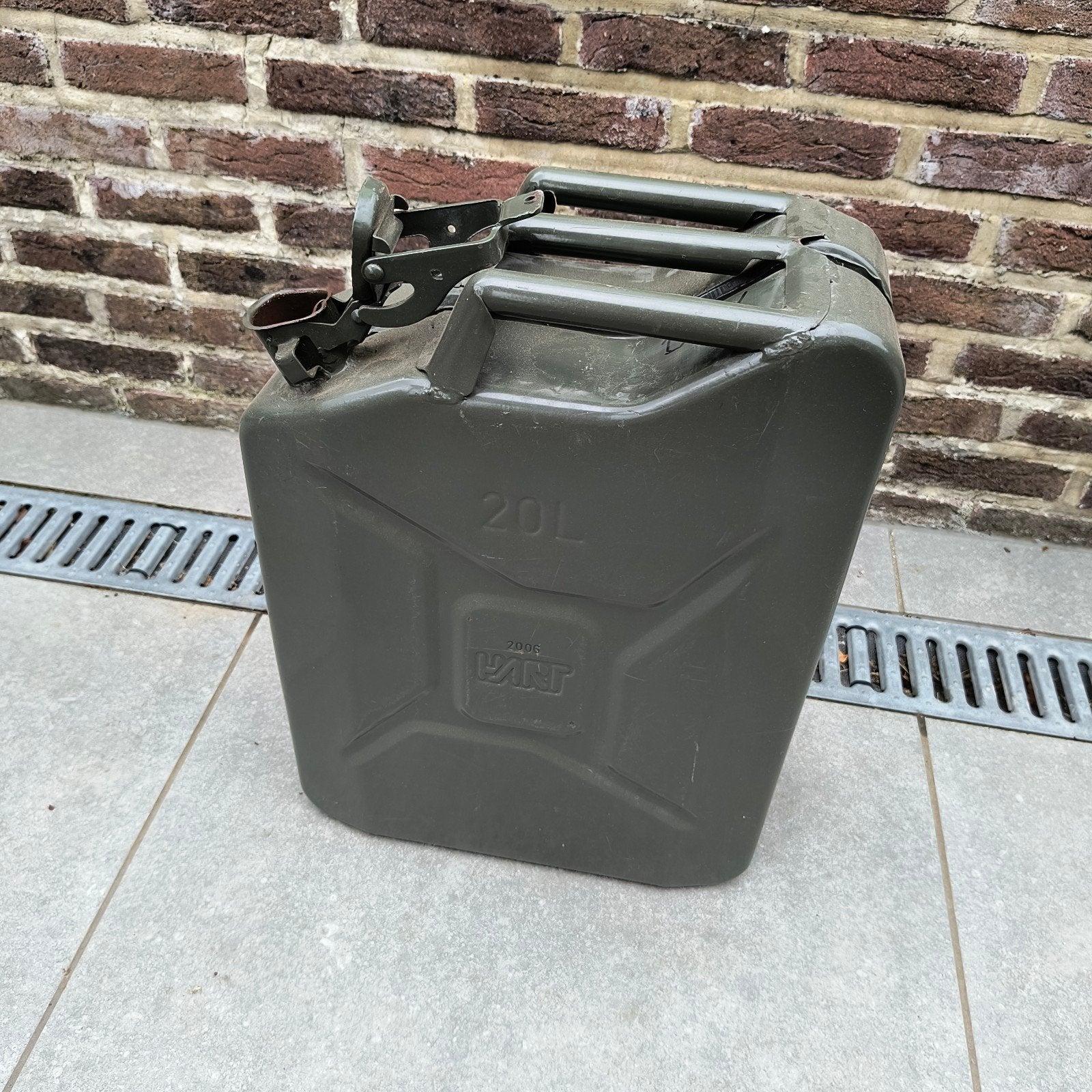 metalen leger Jerrycan, Verzamelen, Ophalen