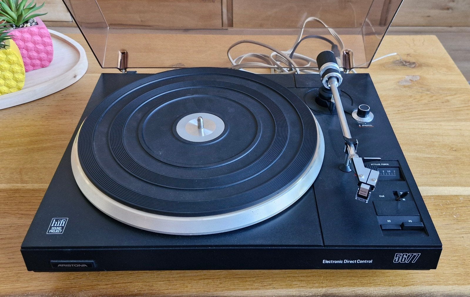 Aristona platenspeler 5677 (Philips 677) auto return., Ophalen, Gebruikt, Platenspeler, Philips