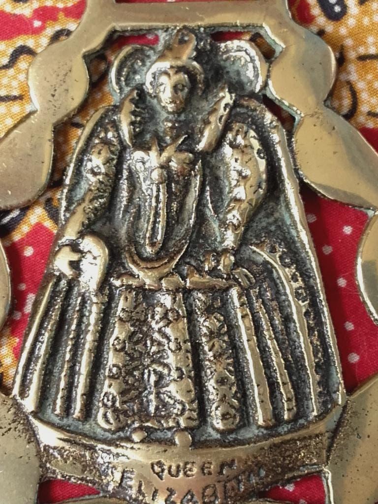 Antiek kleppermannetje uit Engeland met Queen Elizabeth., Antiek en Kunst, Ophalen of Verzenden, Koper