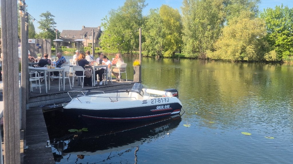 Galeon Galia 4.40m,40pk Mercury EFI,207 uur,trailer erbij, Watersport en Boten, Speedboten, Ophalen, Gebruikt, Minder dan 70 pk