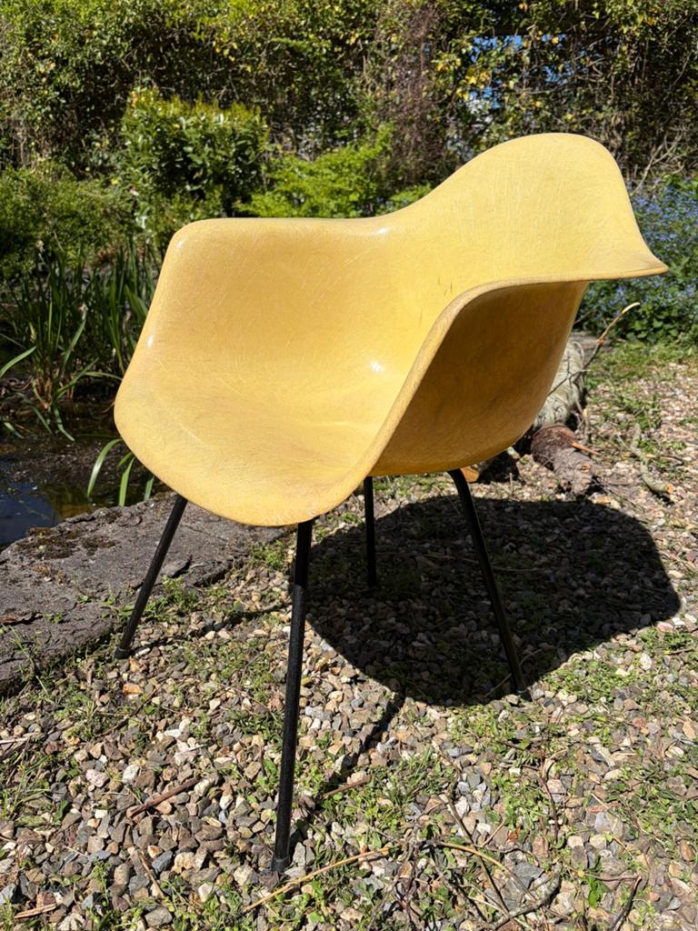 Eames DAX fiberglass 2nd gen Zenith, Ophalen, Overige kleuren, Zo goed als nieuw, Eén