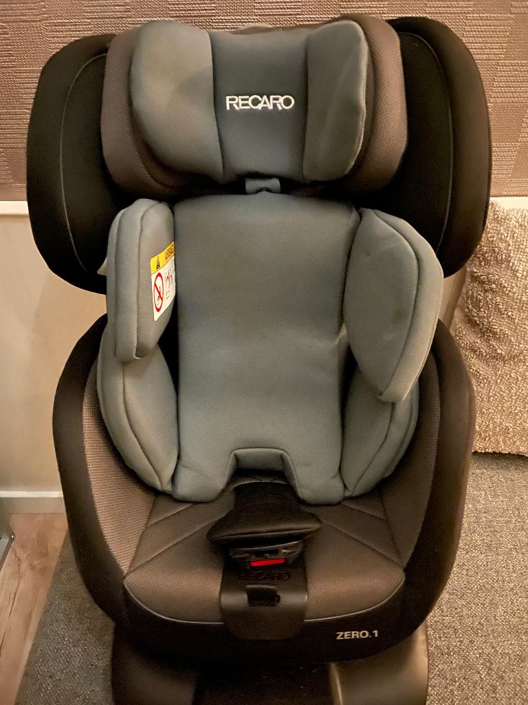 Recaro autostoel met verkleiner., Kinderen en Baby's, Verstelbare rugleuning, 0 t/m 18 kg, Zo goed als nieuw, Isofix