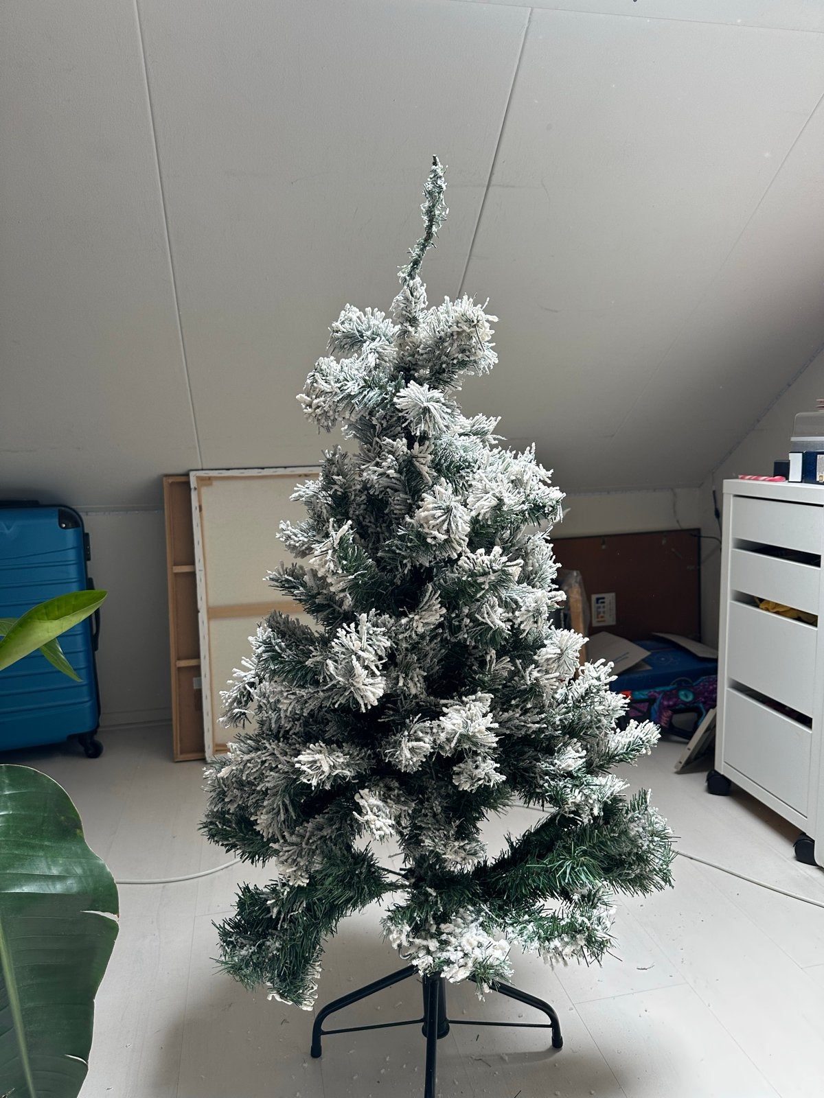 Kunstkerstboom met sneeuw, Diversen, Kerst, Ophalen, Zo goed als nieuw