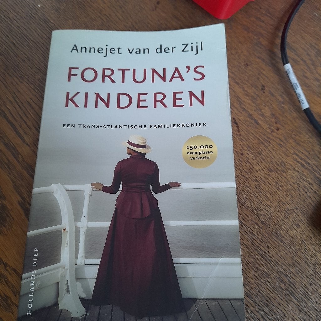 Annejet van der Zijl - Fortuna's kinderen, Ophalen of Verzenden, Zo goed als nieuw, Annejet van der Zijl, Nederland