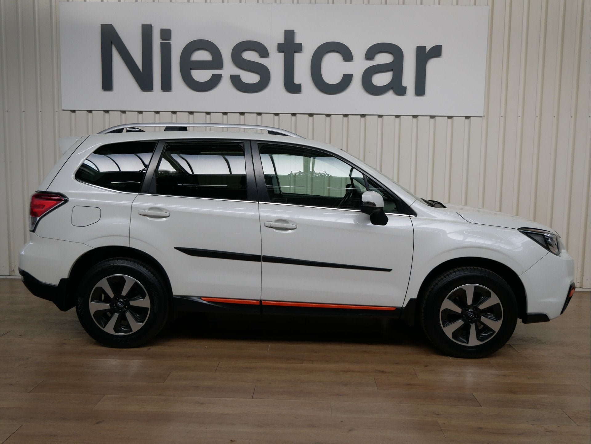 Subaru Forester 2.0 Premium (bj 2019, automaat), Automaat, 12 maanden, 15 km/l, 4 cilinders