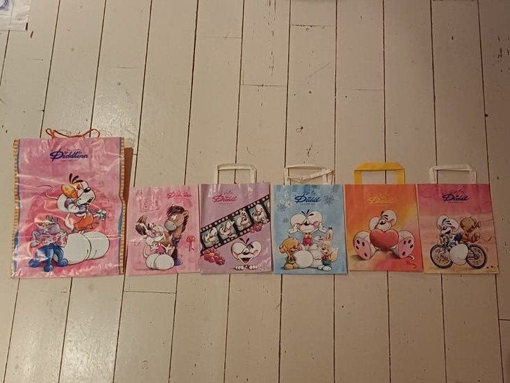 Diddl papieren zakjes - 5 kleine en 1 grote, Verzamelen, Ophalen of Verzenden, Diddl, Gebruikt, Tas, Koffer of Zak