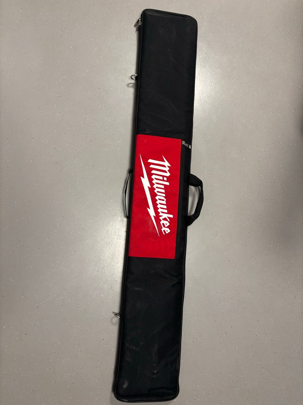 Zeer nette Milwaukee geleiderail 2x 1400mm, Ophalen, Zo goed als nieuw, Gereedschapsopslag, Milwaukee