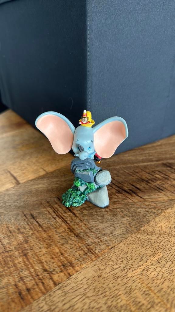 Disney Dumbo beeldje, Verzamelen, Beelden en Beeldjes, Ophalen of Verzenden, Zo goed als nieuw