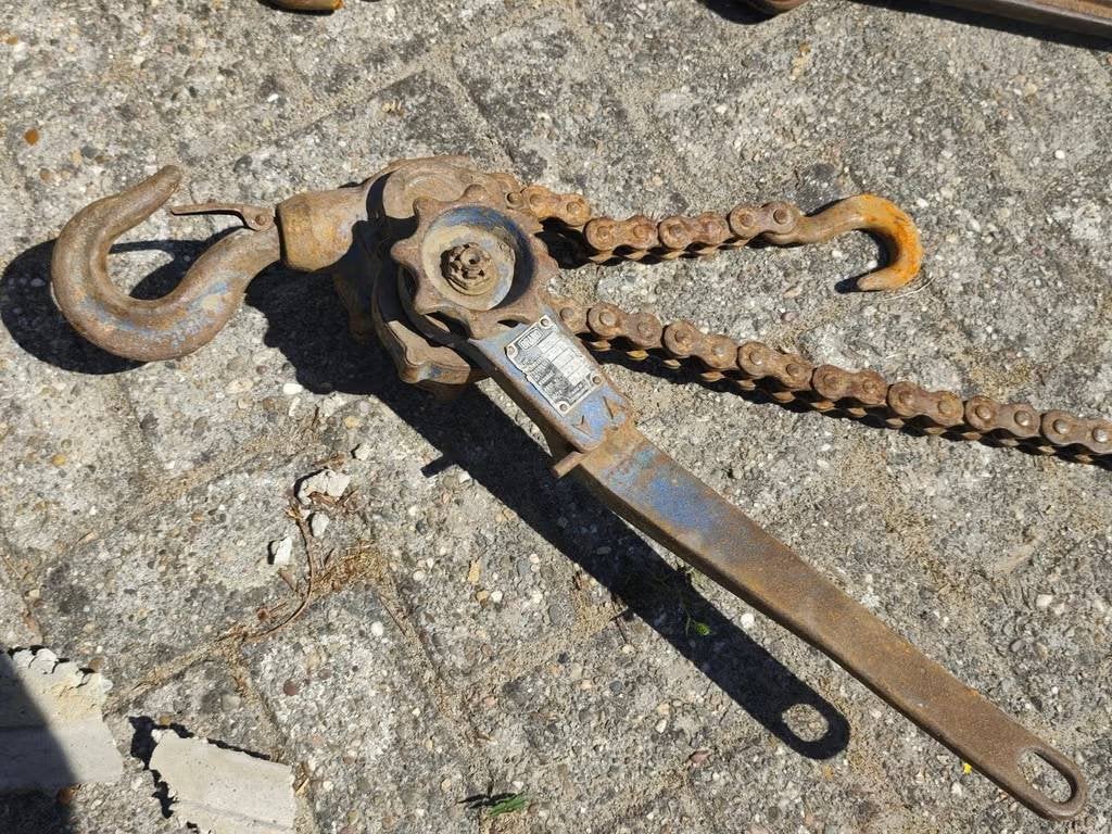 Brano rateltakel 1,6 ton + 3 kettingspanners / sjorbinders, Ophalen, Gebruikt, Handmatig