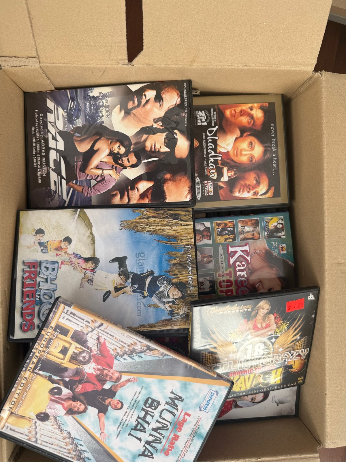 Diverse Bollywood DVD's - Race, Dhadkan, Munna Bhai, Cd's en Dvd's, Dvd's | Overige Dvd's, Ophalen, Alle leeftijden, Engels, Inclusief doosje