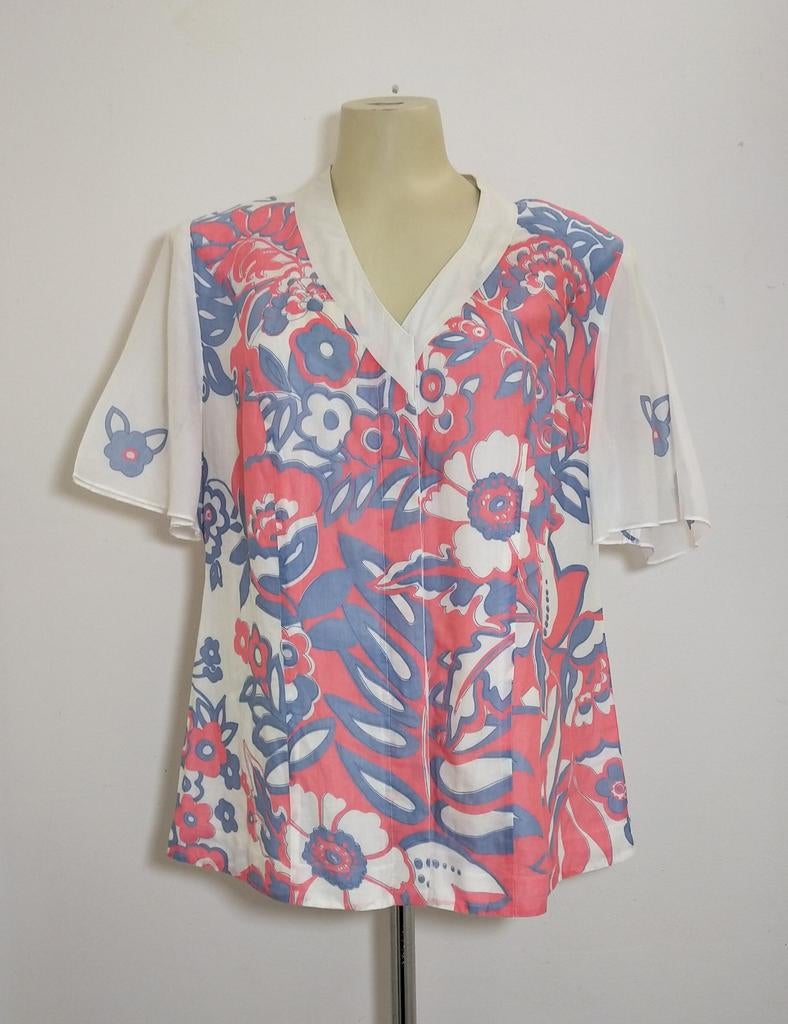 Witte blouse met bloemendessin en korte mouwen van Edgar Vos, Kleding | Dames, Blouses en Tunieken, Verzenden, Nieuw, Maat 42/44 (L)