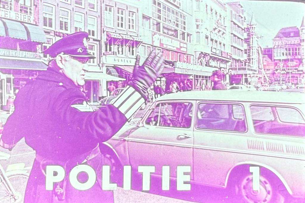 Unieke diaserie over de Politie in de jaren 60, Ophalen of Verzenden, 1960 tot 1980, Zo goed als nieuw