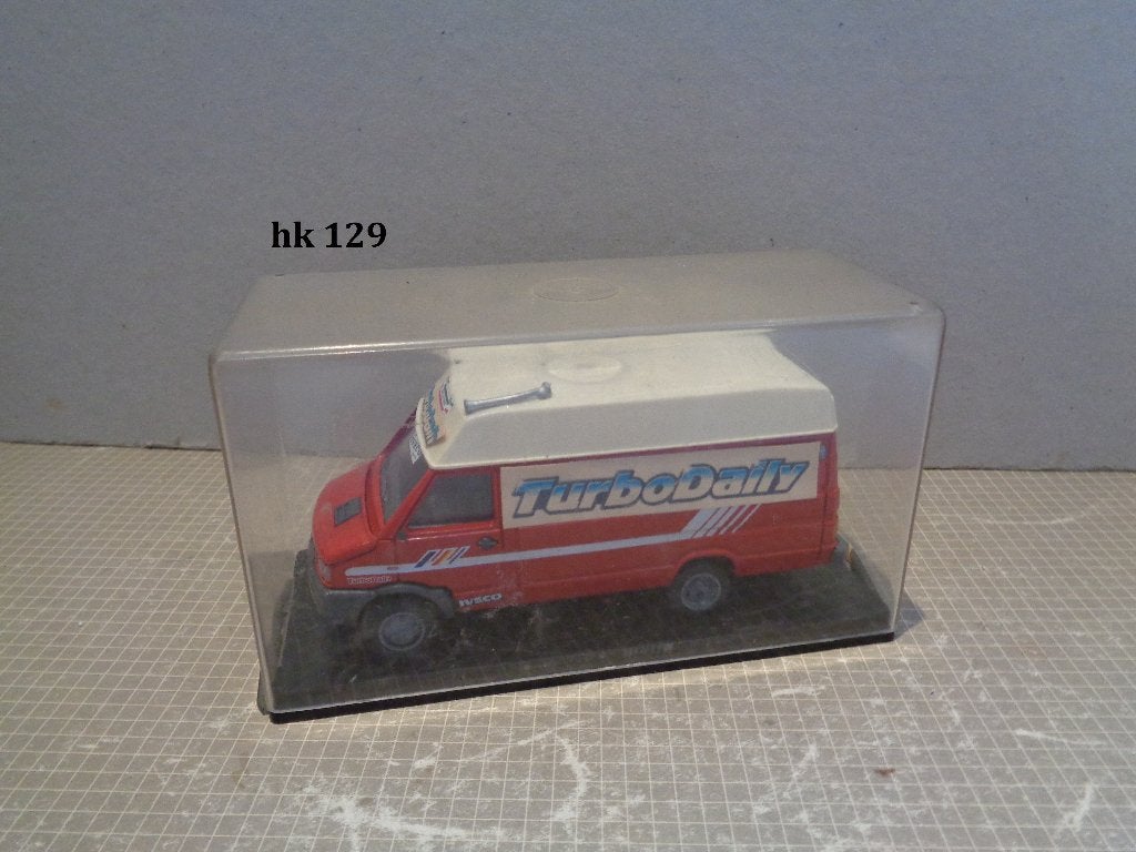 old cars iveco daily zonder doos, Hobby en Vrije tijd, Modelauto's | 1:43, Ophalen of Verzenden, Zo goed als nieuw, Auto, Overige merken