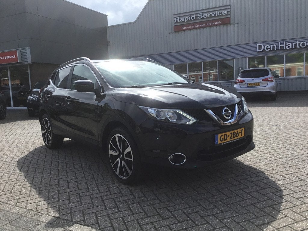 Nissan QASHQAI 1.6 DIG-T Connect Edition+Design Pack, Voorwielaandrijving, 12 maanden, 1618 cc, Gebruikt