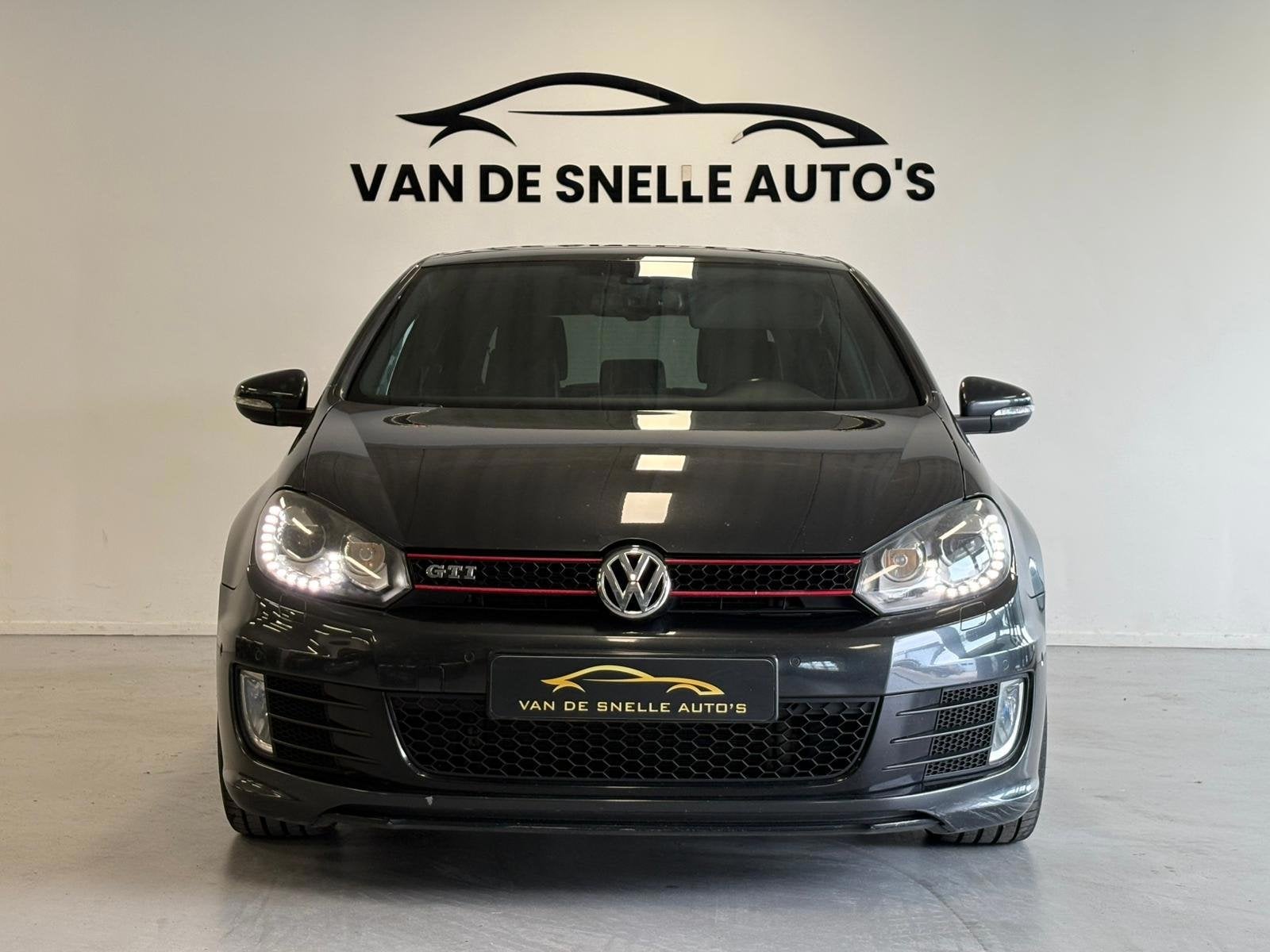 Volkswagen Golf 2.0 GTI Edition 35 AUTOMAAT/PANO/PDC, Euro 5, 4 cilinders, 1984 cc, Zwart