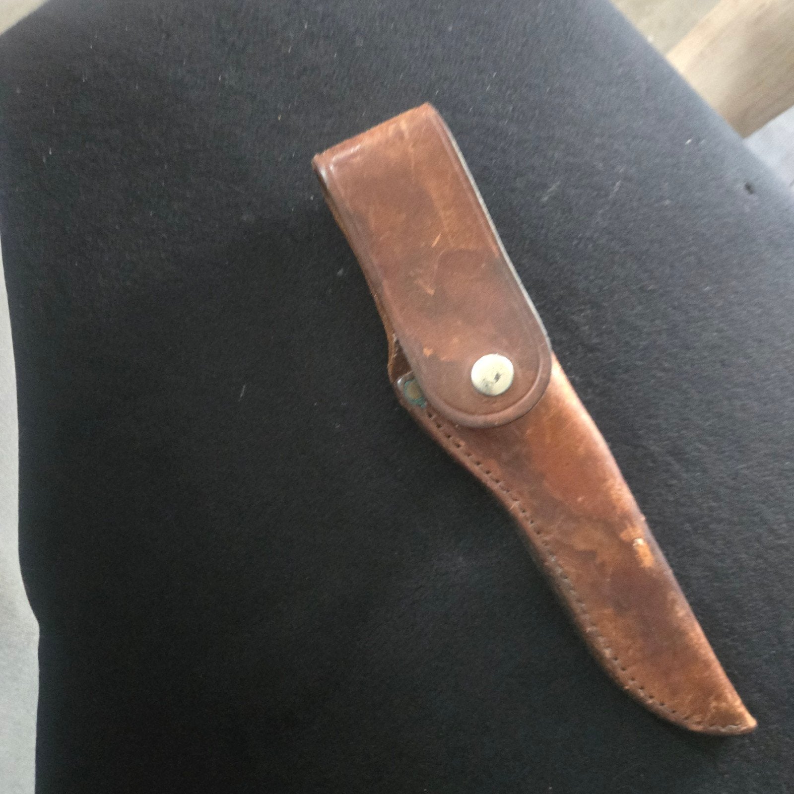 VintagRoestvrijstalen mes met houten handvat en leren schede, Ophalen