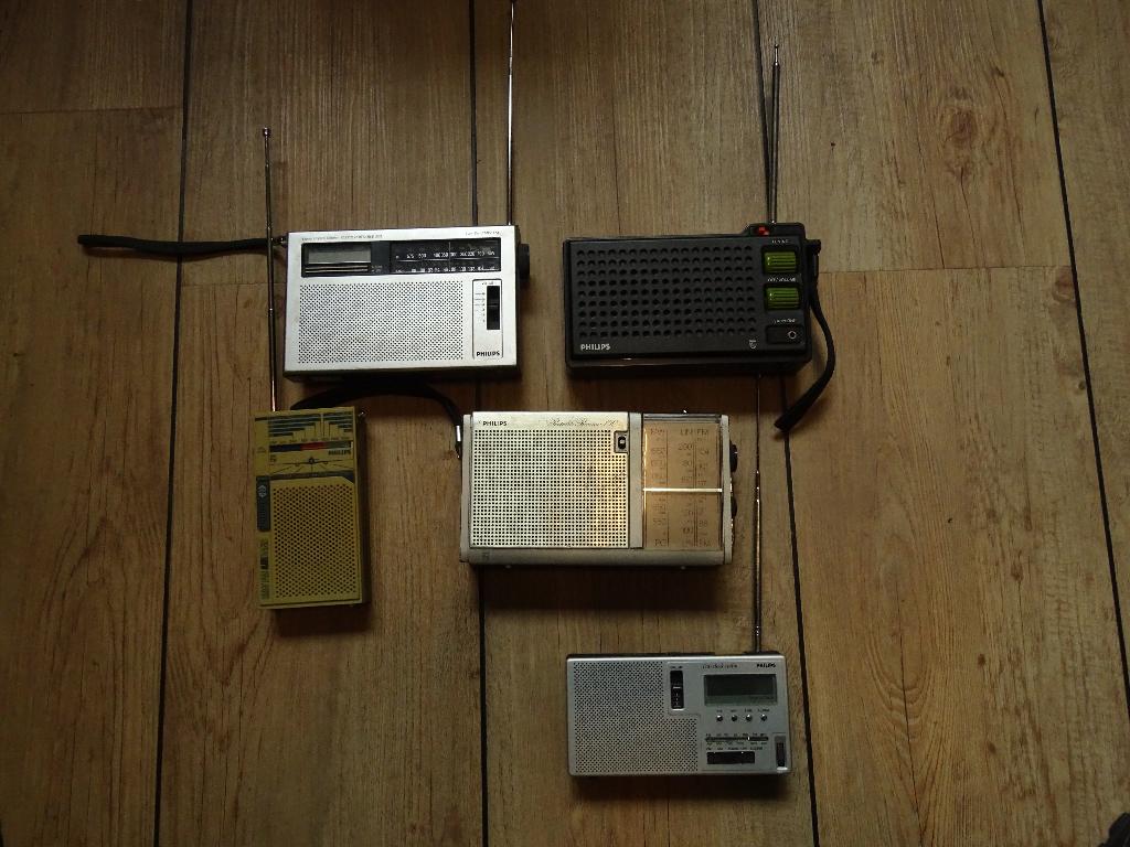 10 Philips transistor radio's, Ophalen of Verzenden, Gebruikt