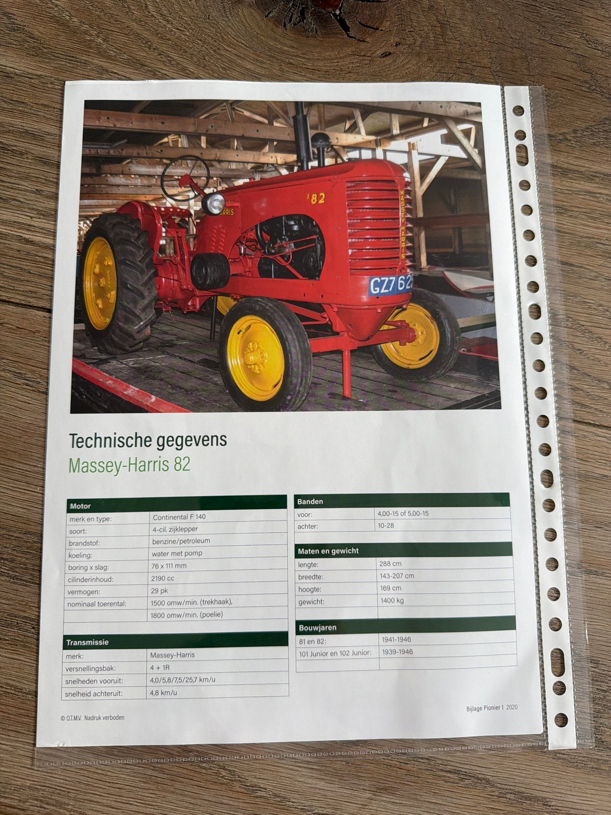 Massey-Harris 82 Oldtimer Tractor - Bijlage Pionier 1 - 2020, Boeken, Auto's | Folders en Tijdschriften, Ophalen of Verzenden