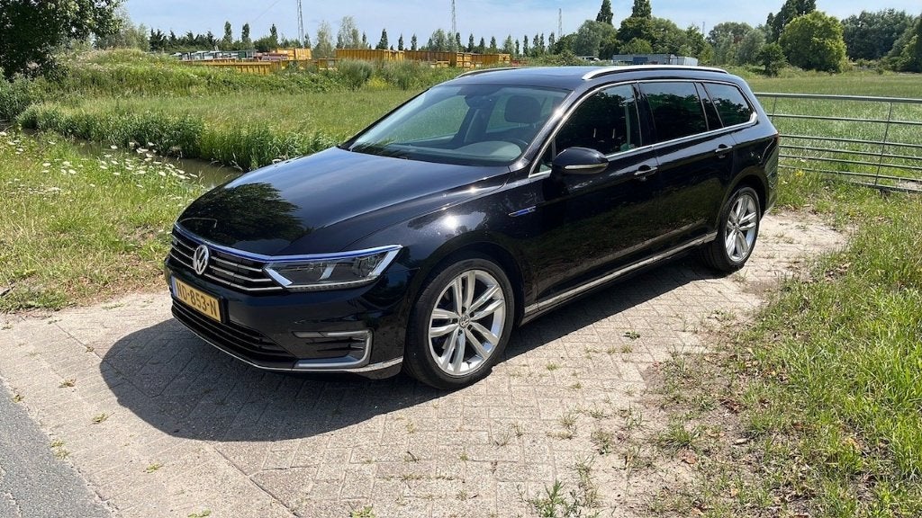 Volkswagen Passat 1.4 TSI 160KW GTE Phev VAR Dsg6 2016, Zwart, 156 pk, Alcantara, Zwart