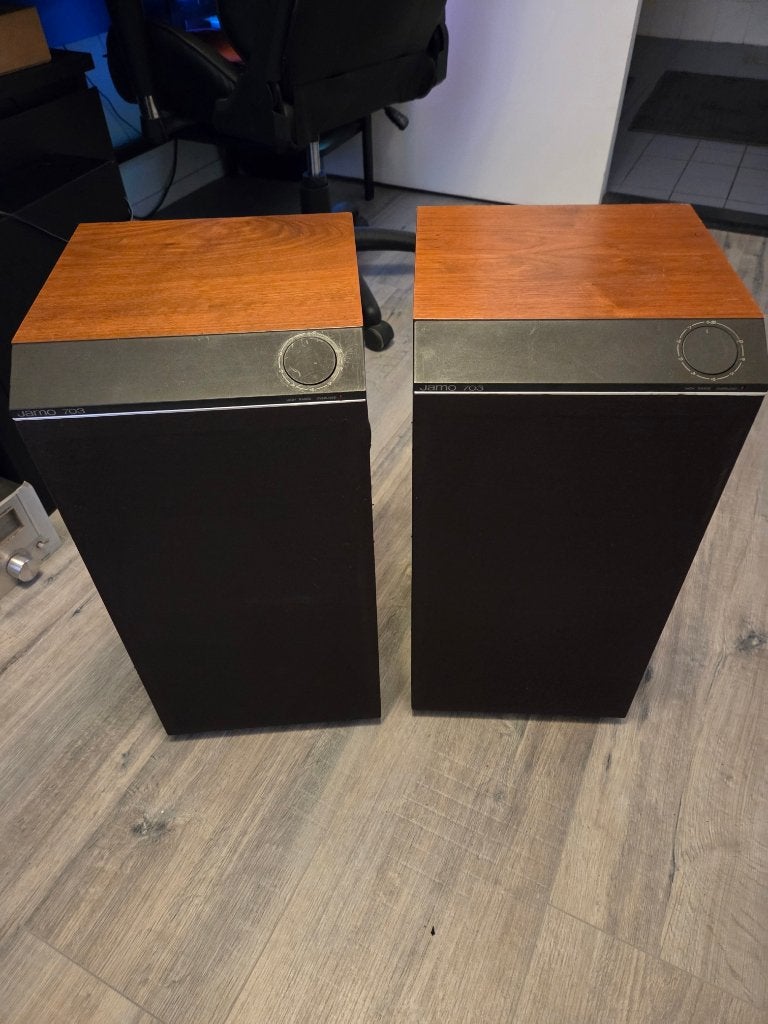 Jamo 703 Vintage speakers 1983, Ophalen, Zo goed als nieuw, 60 tot 120 watt, Front, Rear of Stereo speakers