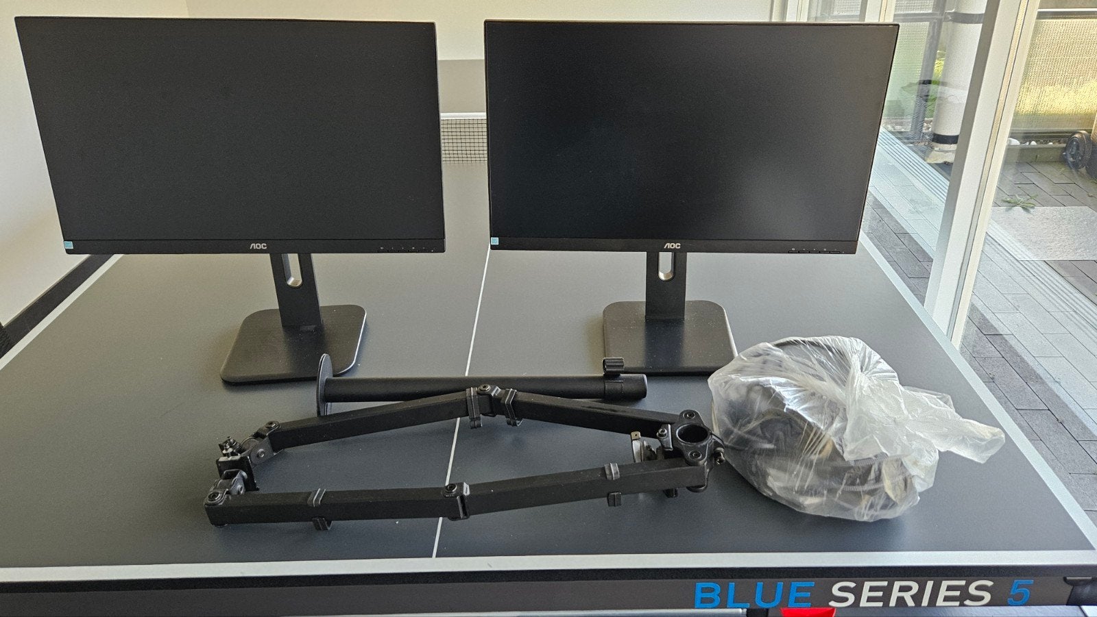 3 AOC monitoren + gamingmonitor + VESA mount, Computers en Software, Ingebouwde speakers, IPS, 101 t/m 150 Hz, AOC Gaming