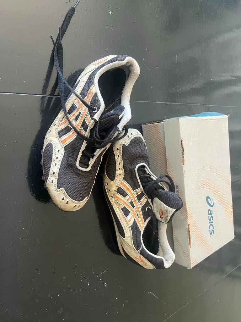 Asics spikes maat 41,5 z.g.a.n. zwart, Ophalen of Verzenden, Zo goed als nieuw, Spikes, Hardlopen