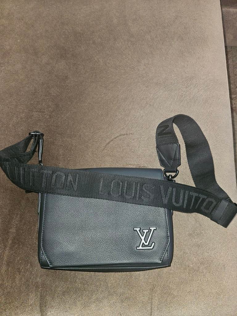 Splinternieuwe imi LV Tas voor de man, Ophalen of Verzenden, Nieuw, Zwart, Leer