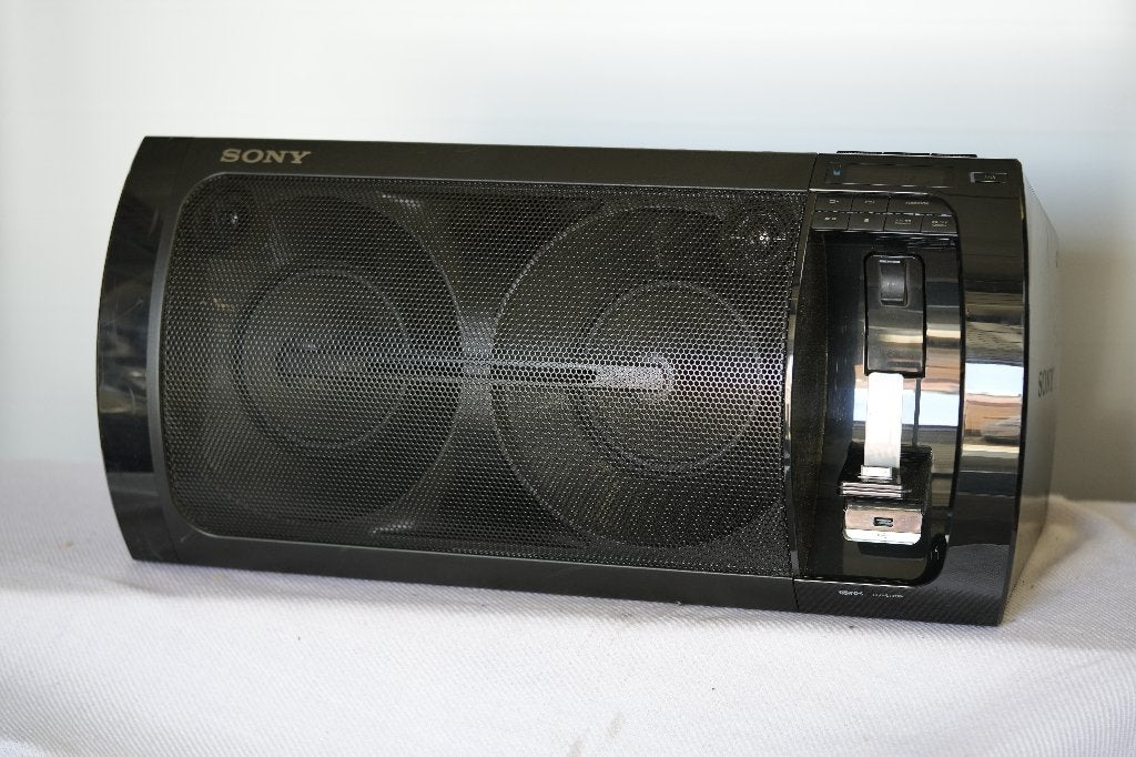 Sony RDH-GTK11iP Krachtige Party Speaker, Ophalen, Zo goed als nieuw, Versterker of Tuner
