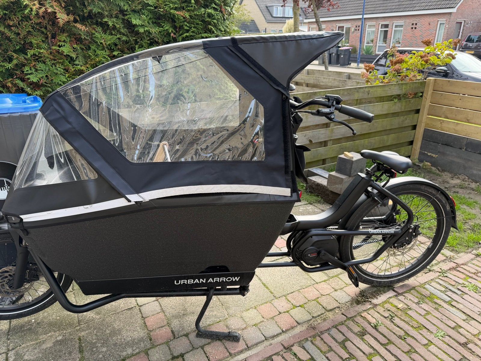 Urban Arrow Family Bakfiets - 6 maanden oud, Fietsen en Brommers, Gebruikt, Elektrisch, 2 kinderen, Schijfrem