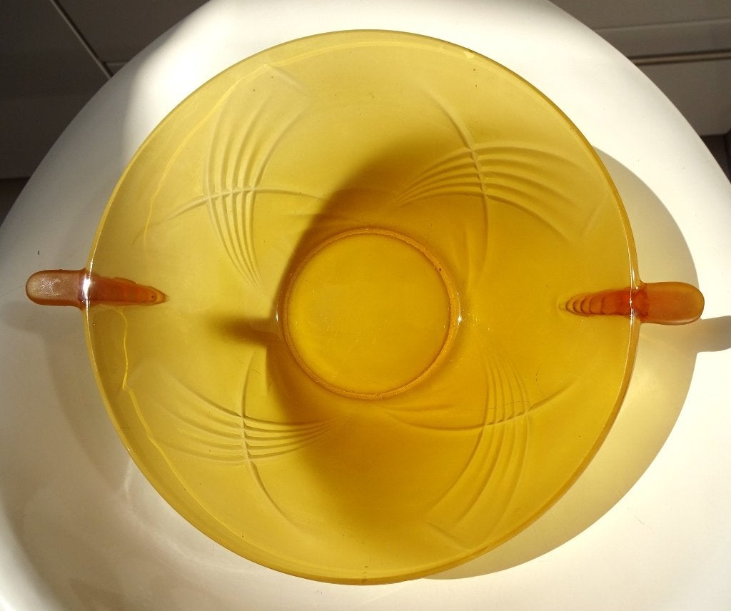 Art Deco okergeel persglazen schaal, handvaten. Jaren '30, Ophalen of Verzenden