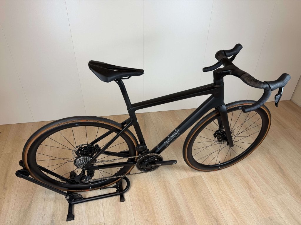 Rose Reveal 06 - Sram Force AXS - RC 42 - 53 cm, 28 inch, Carbon, Heren, Niet ingevuld