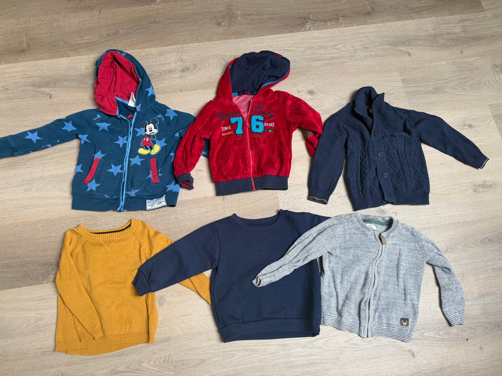 Jongens kledingpakket: 6 truien, hoodies en vesten - Maat 86, Ophalen of Verzenden, Zo goed als nieuw, Jongetje, Setje