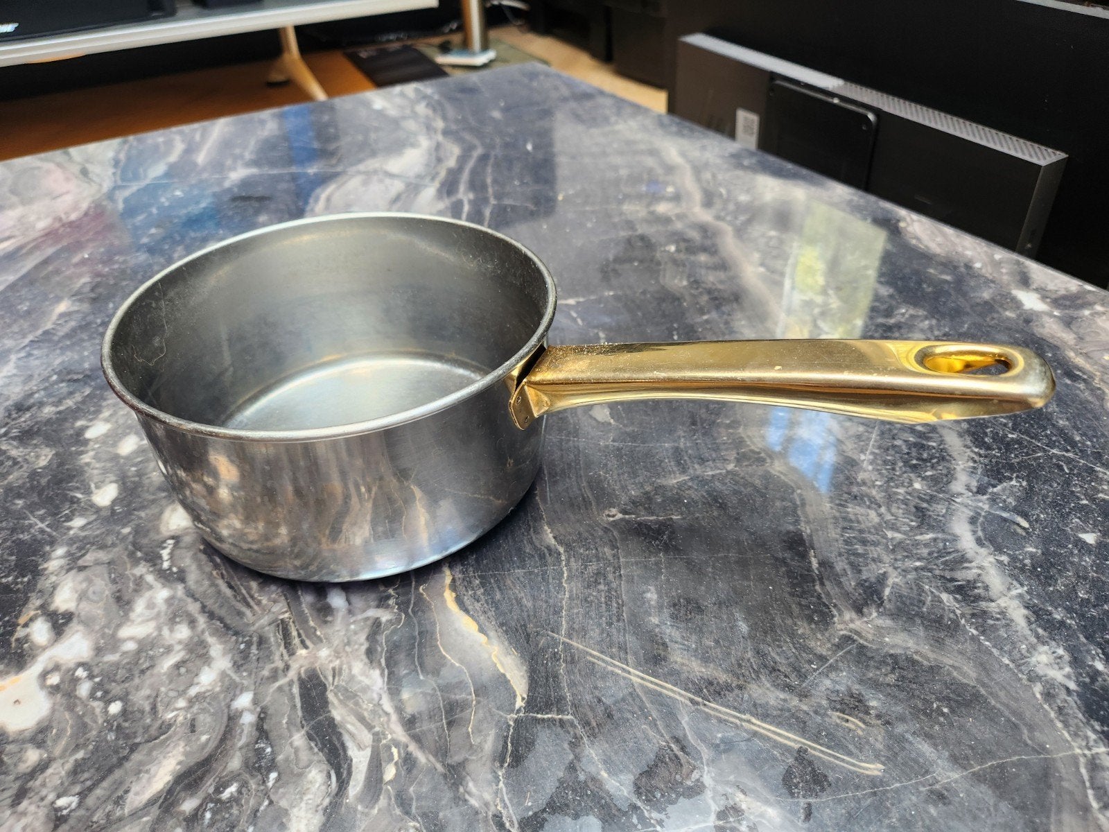 RVS Sauspan 15cm met Gouden Handvat, Ophalen, Gebruikt, Rvs, Kookpan