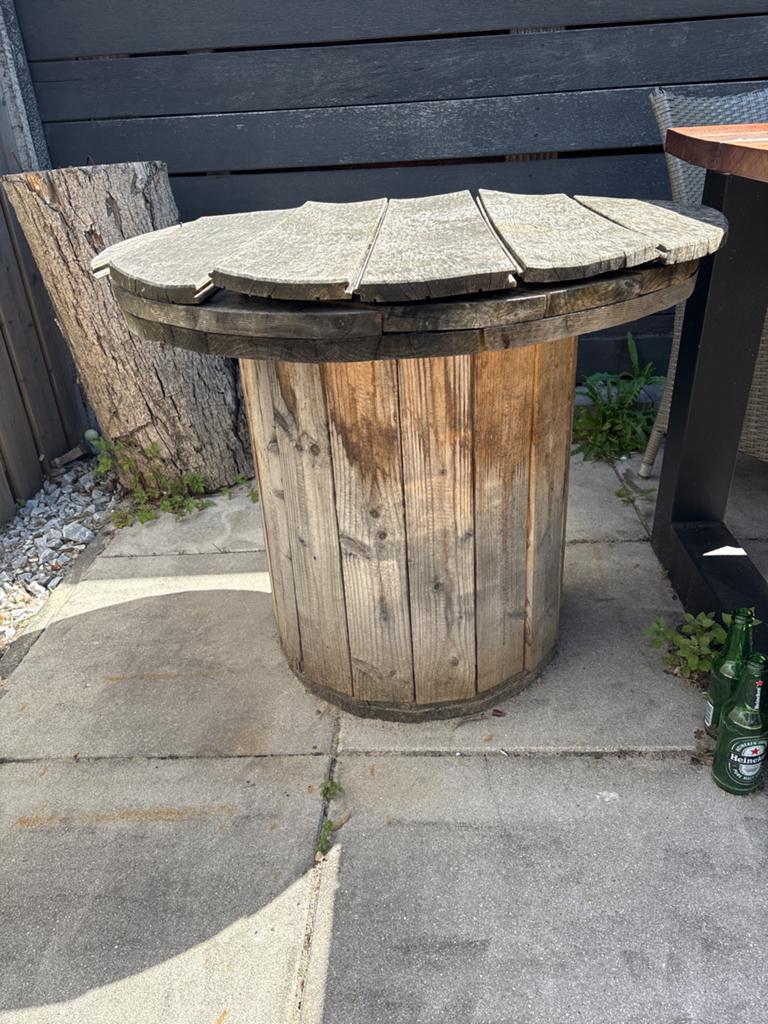 Robuuste houten kabelhaspel tafel voor buiten, Ophalen of Verzenden, Gebruikt, Rond, Hout