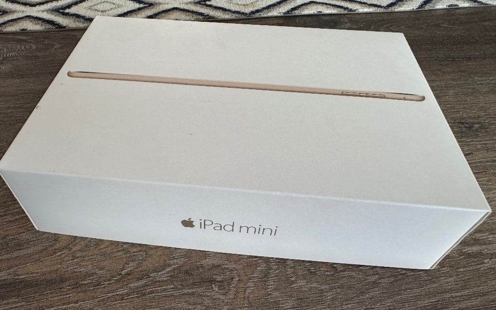 iPad mini 4 Wi-Fi 64GB Gold, Computers en Software, Apple iPads, Gebruikt, Apple iPad, 8 inch, Ophalen of Verzenden