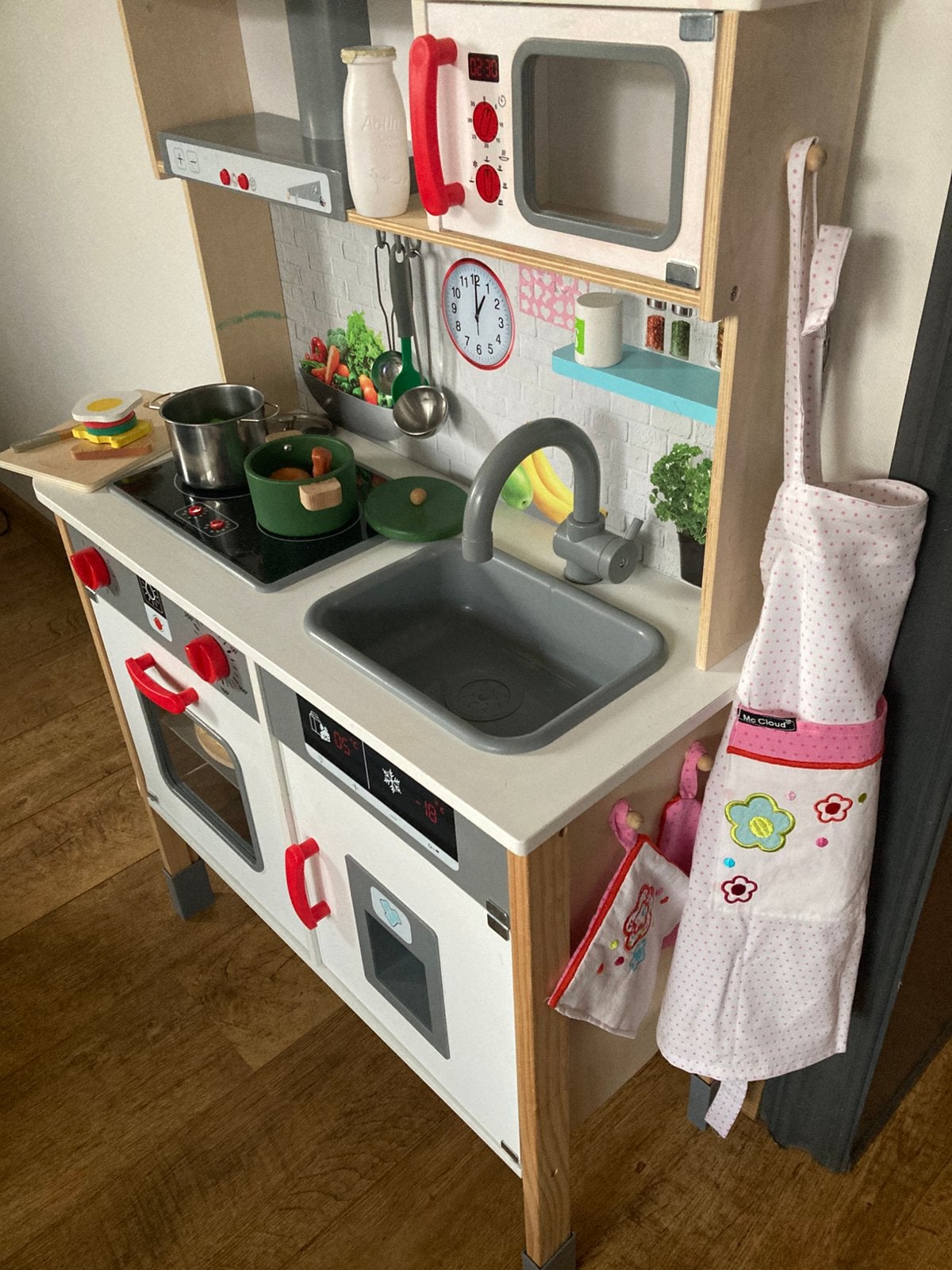 Keuken met licht en geluid + acc., Ophalen, Zo goed als nieuw, Hout, Speelkeuken-accessoire