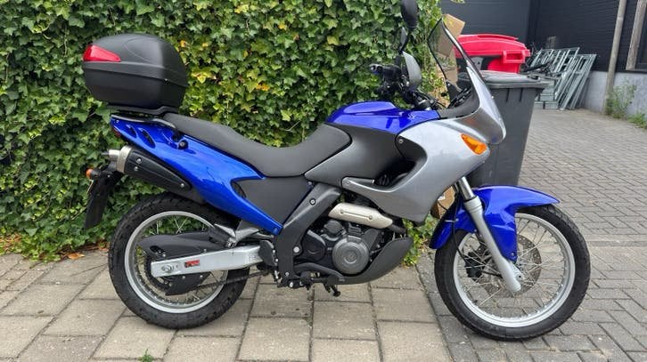 Aprilia Pegaso 650 I.E. - bj2003, slechts 5.865 km!!, Motorrijbewijs A, Gebruikt, Meer dan 35 kW, Enduro