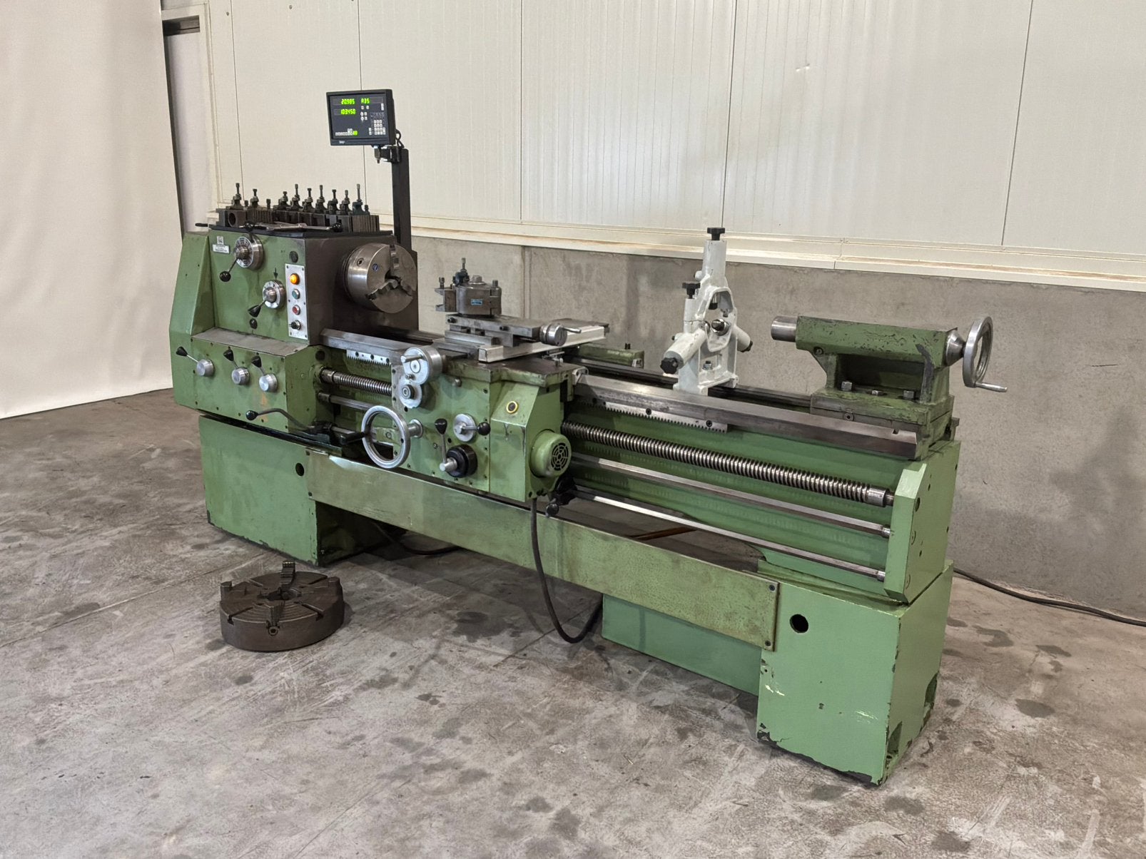 ZMM C11C draaibank, Ophalen, Gebruikt, Metaaldraaibank, 1000 mm of meer