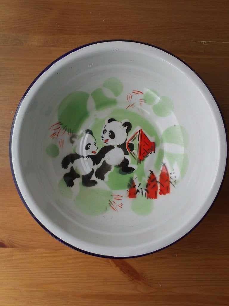 Mooie oude Chinese kom van emaille met panda's 20 cm., Ophalen of Verzenden