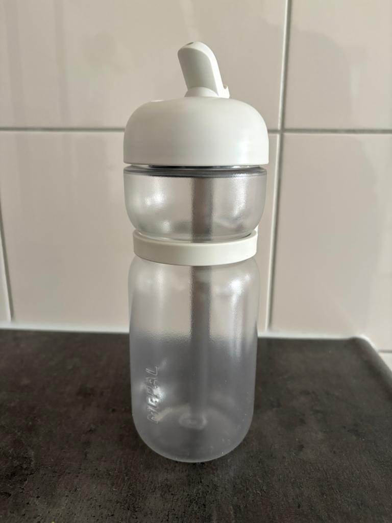 Mepal flip drink beker sportfles 600 ml nieuw wit, Ophalen of Verzenden, Nieuw