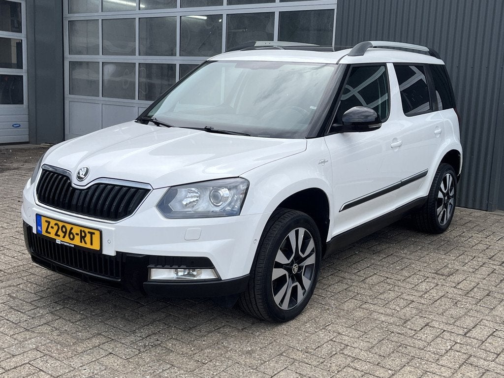Skoda Yeti Outdoor 2.0 TDI Ambition 4x4 Achteruitrijcamera A, Auto's, Skoda, Automaat, Euro 5, Gebruikt, 4 cilinders