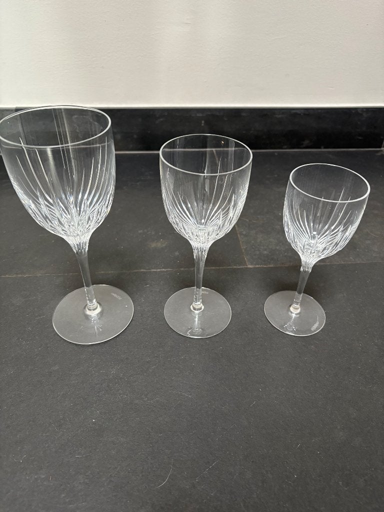 18 JG Durand Kristallen Wijnglazen - Weinig gebruikt, Antiek en Kunst, Ophalen