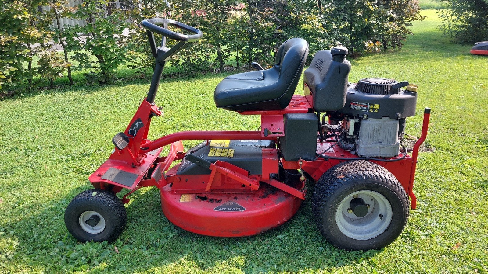 Snapper zitmaaier met Briggs & Stratton motor, Ophalen, Cirkelmaaier, Gebruikt, Elektrische starter