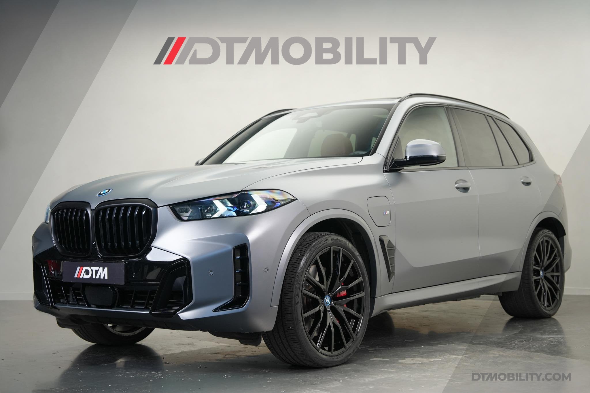 BMW X5 xDrive50e High Executive M-Sport | Glow | Skylounge |, Auto's, Stof, Gebruikt, 2395 kg, Plug-in hybride